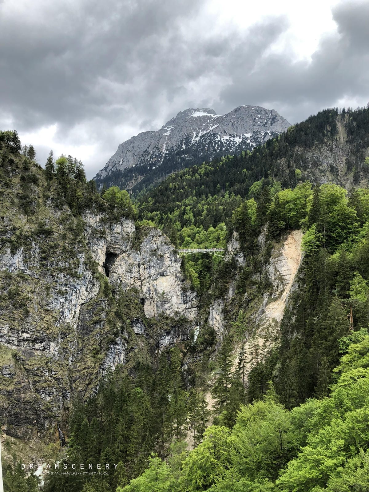 新天鵝堡 Schloss Neuschwanstein 新天鵝堡 Schloss Neuschwanstein