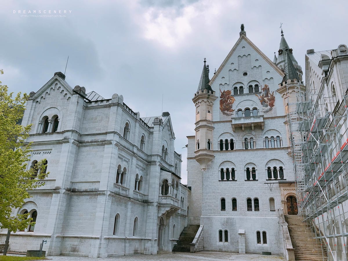 新天鵝堡 Schloss Neuschwanstein 新天鵝堡 Schloss Neuschwanstein