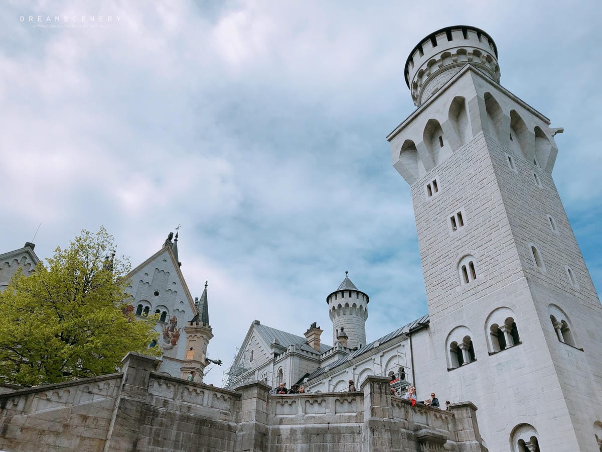 新天鵝堡 Schloss Neuschwanstein 新天鵝堡 Schloss Neuschwanstein