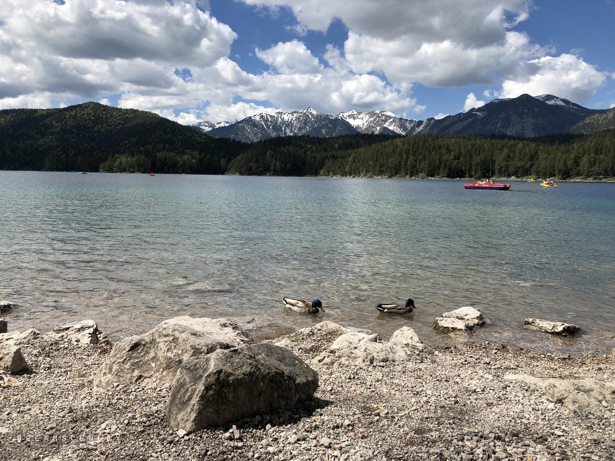 艾布湖 Eibsee Pavillon 艾布湖 Eibsee Pavillon