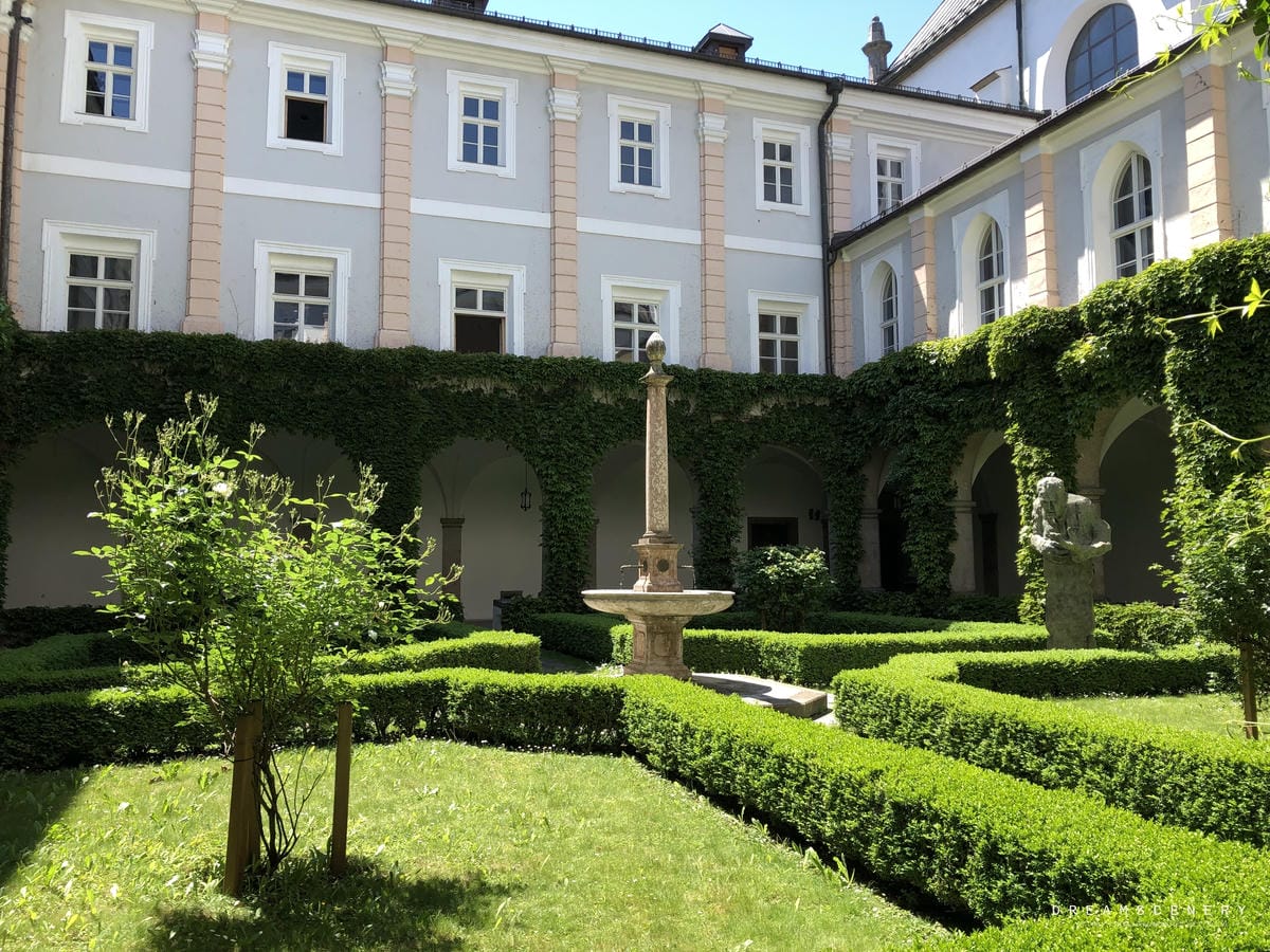 Hofkirche Hofkirche