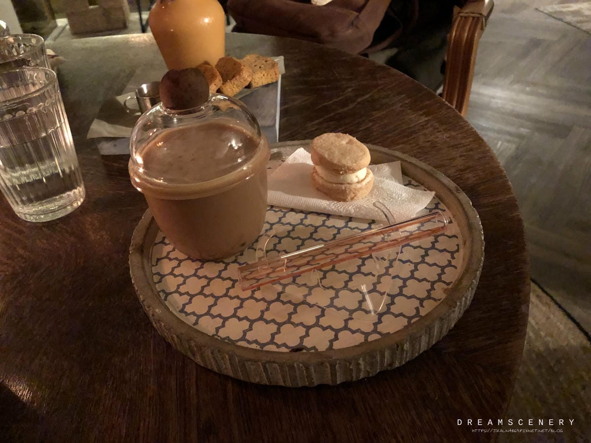 FU MilkTea 福奶茶 FU MilkTea 福奶茶