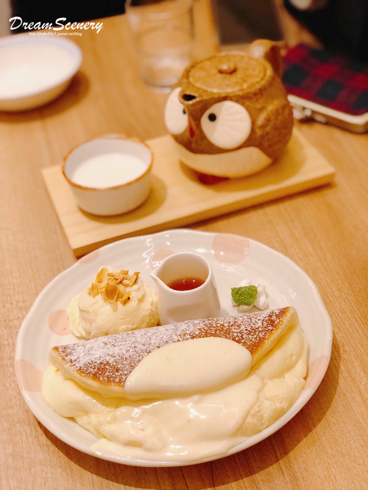 Woosa 屋莎鬆餅屋 台北京站店 Woosa 屋莎鬆餅屋 台北京站店