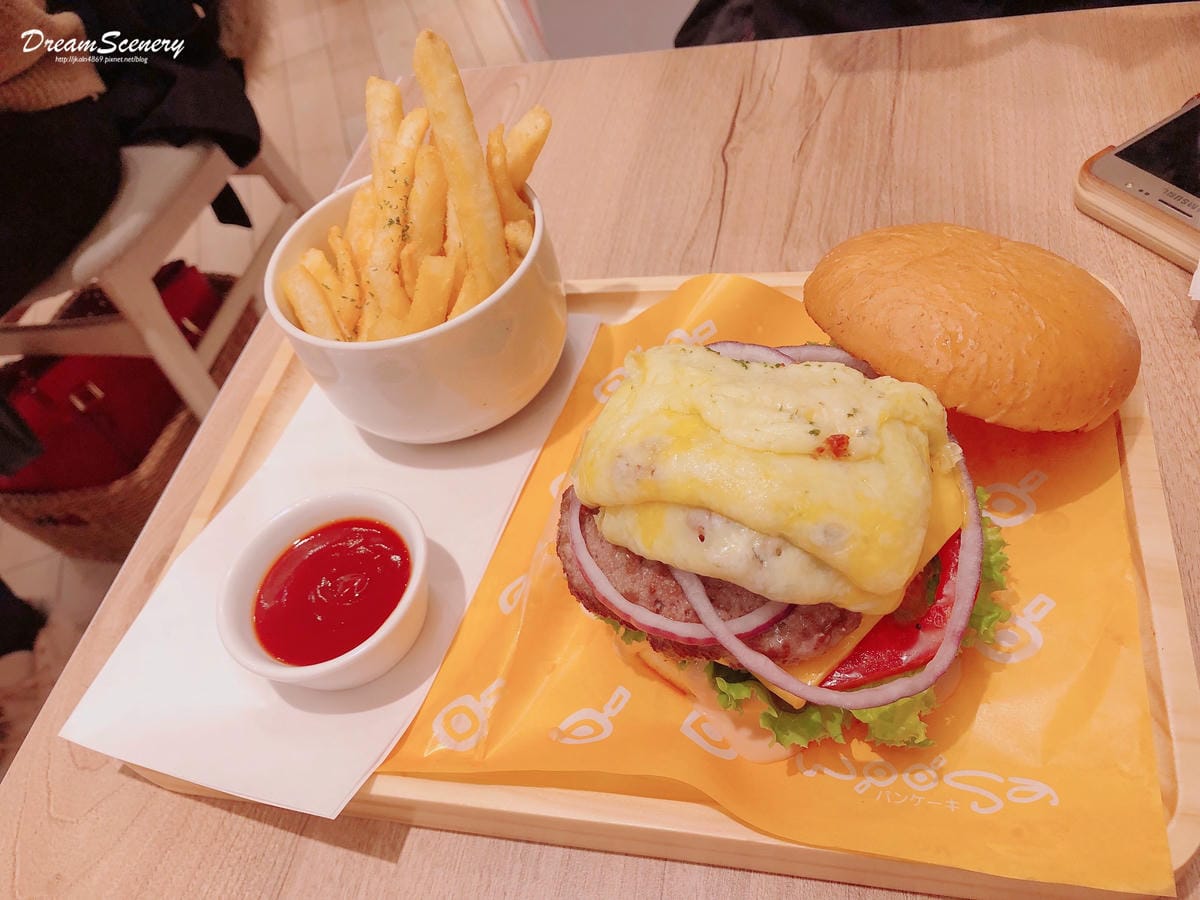 Woosa 屋莎鬆餅屋 台北京站店 Woosa 屋莎鬆餅屋 台北京站店