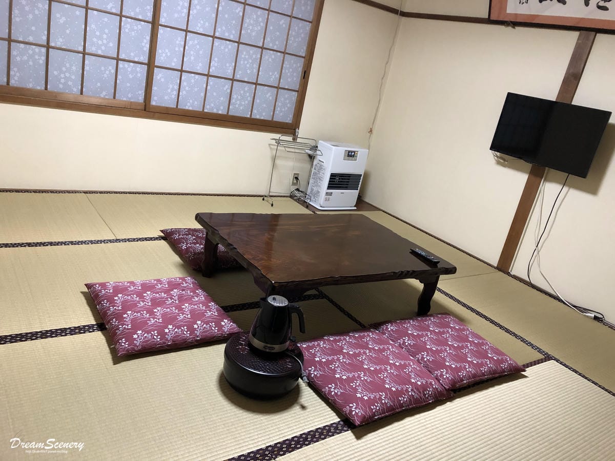 Yuzawa Ski House(湯澤滑雪賓館) Yuzawa Ski House(湯澤滑雪賓館)