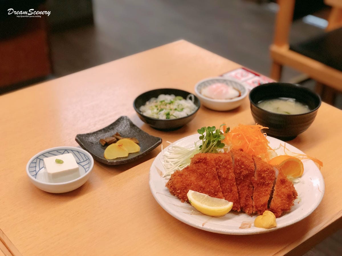 越後とんかつ 人参亭 越後とんかつ 人参亭