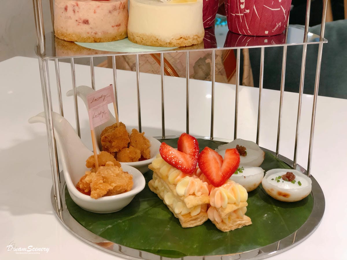Lady nara 新泰式料理 台北統一時代店 Lady nara 新泰式料理 台北統一時代店