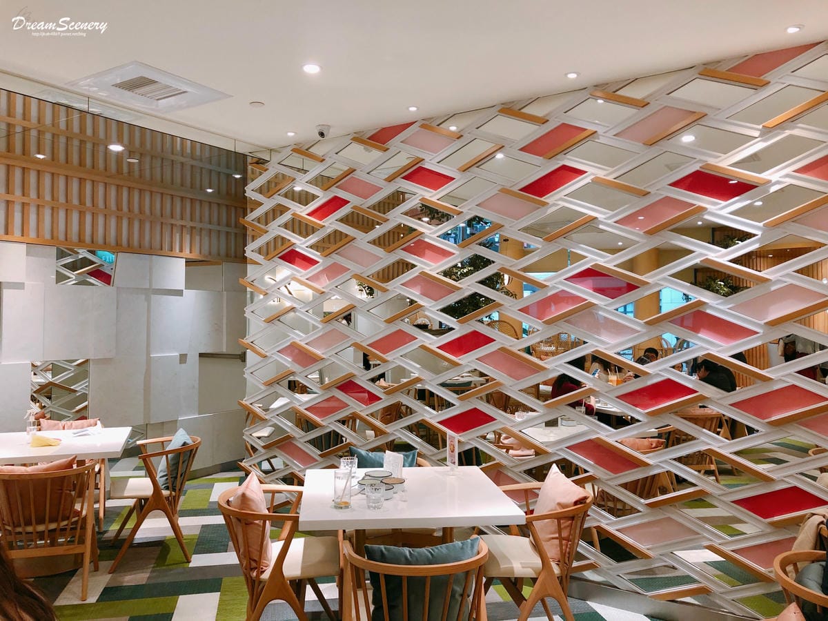 Lady nara 新泰式料理 台北統一時代店 Lady nara 新泰式料理 台北統一時代店