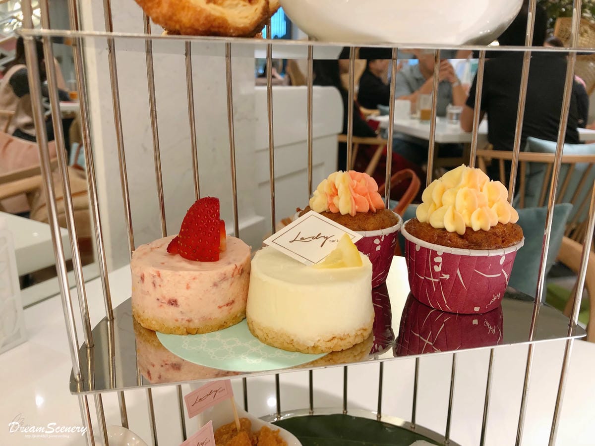 Lady nara 新泰式料理 台北統一時代店 Lady nara 新泰式料理 台北統一時代店