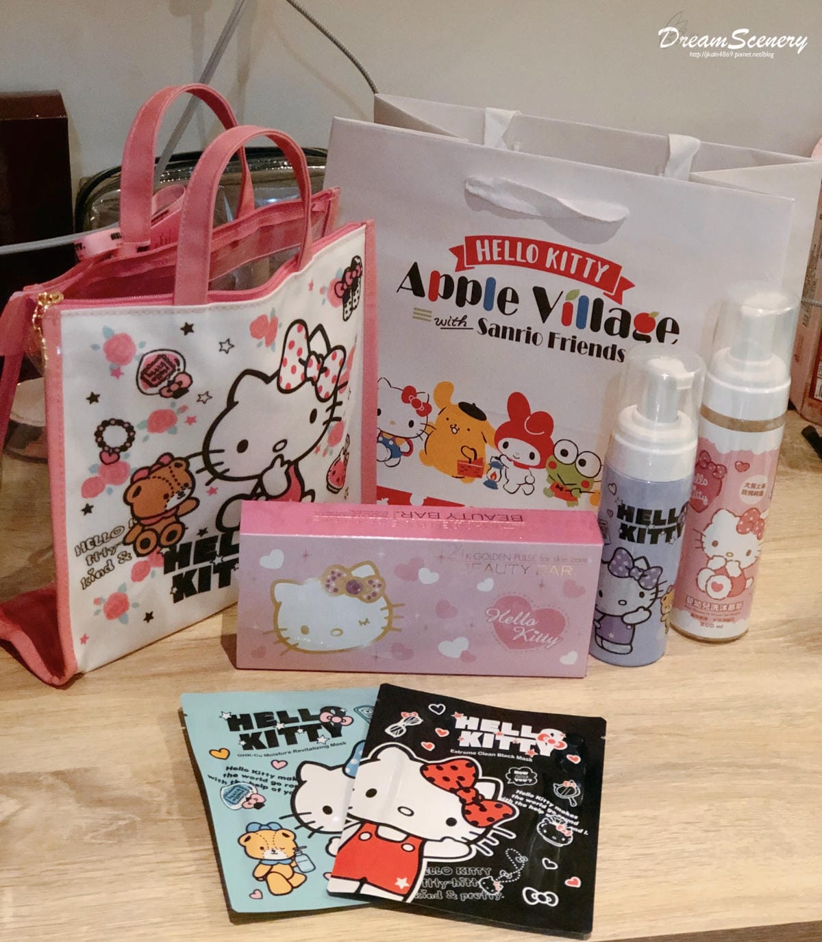 Hello Kitty 蘋果村親子餐廳 苗栗店 Hello Kitty 蘋果村親子餐廳 苗栗店