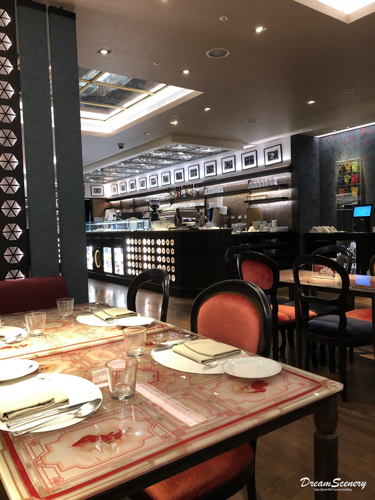 福里安花神咖啡館(新光三越台中店) 福里安花神咖啡館(新光三越台中店)