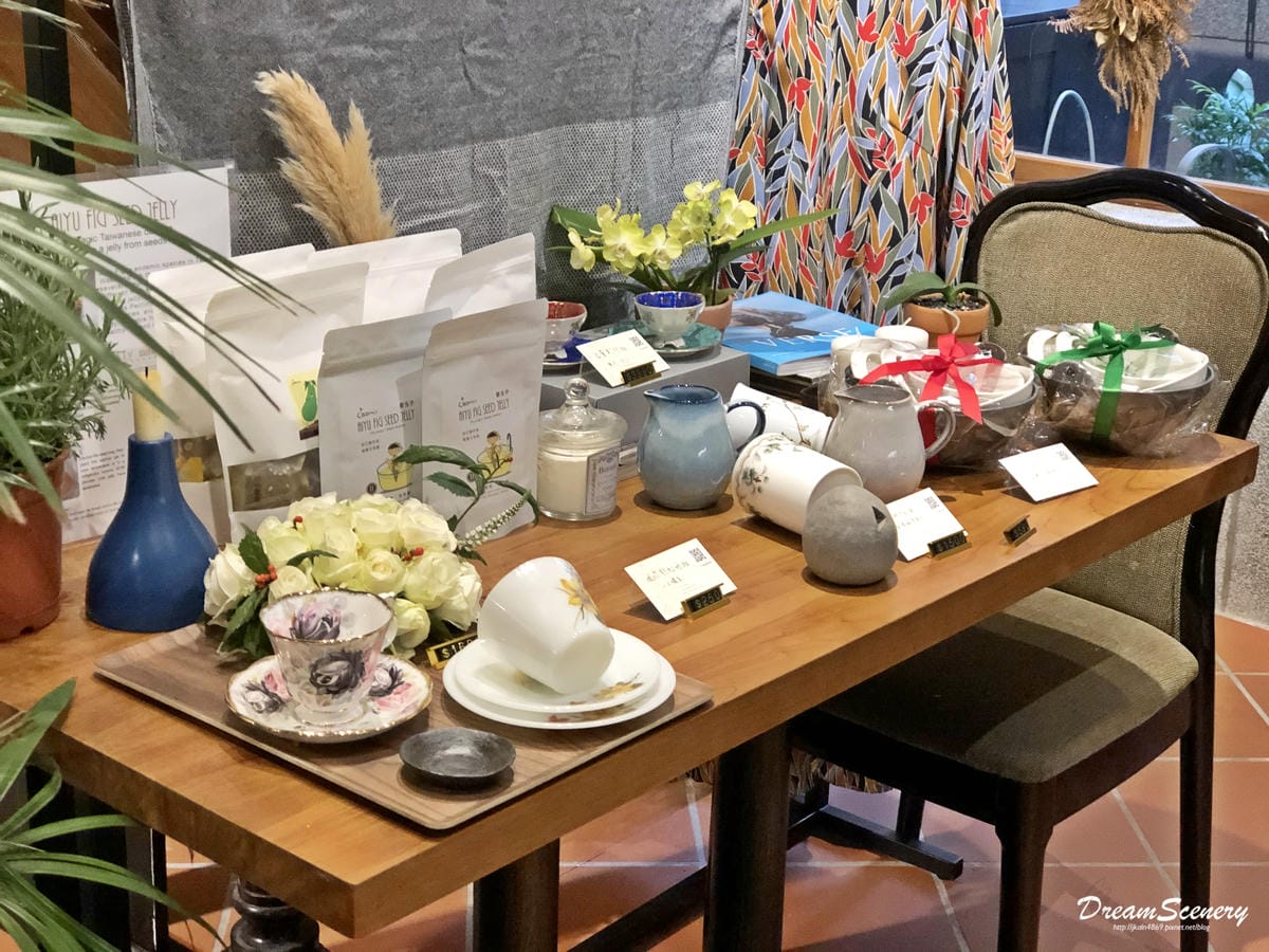 自由戀愛珈琲館 X 逗留Ling%5Cs Studio
