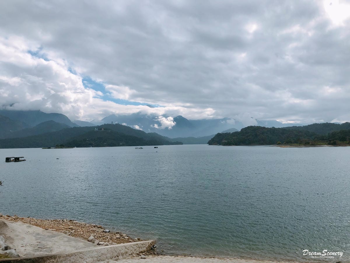 【南投】魚池│全台最美清水模建築遊客中心│向山行政暨遊客中心 【南投】魚池│全台最美清水模建築遊客中心│向山行政暨遊客中心
