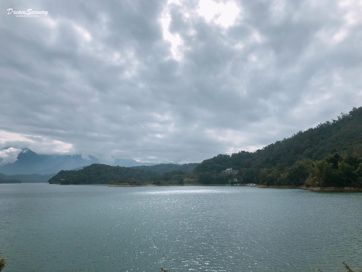 【南投】魚池│全台最美清水模建築遊客中心│向山行政暨遊客中心 【南投】魚池│全台最美清水模建築遊客中心│向山行政暨遊客中心