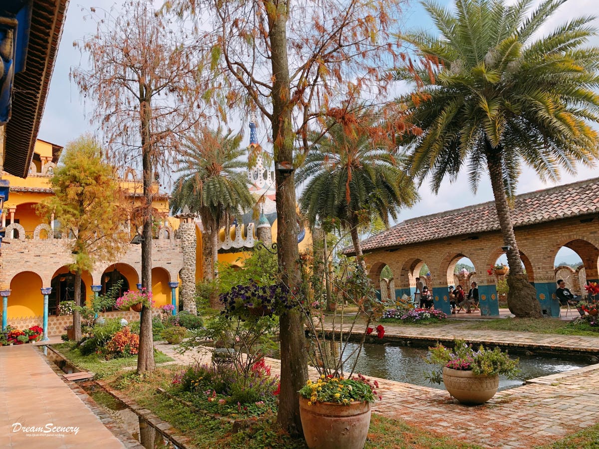 摩爾花園 摩爾花園