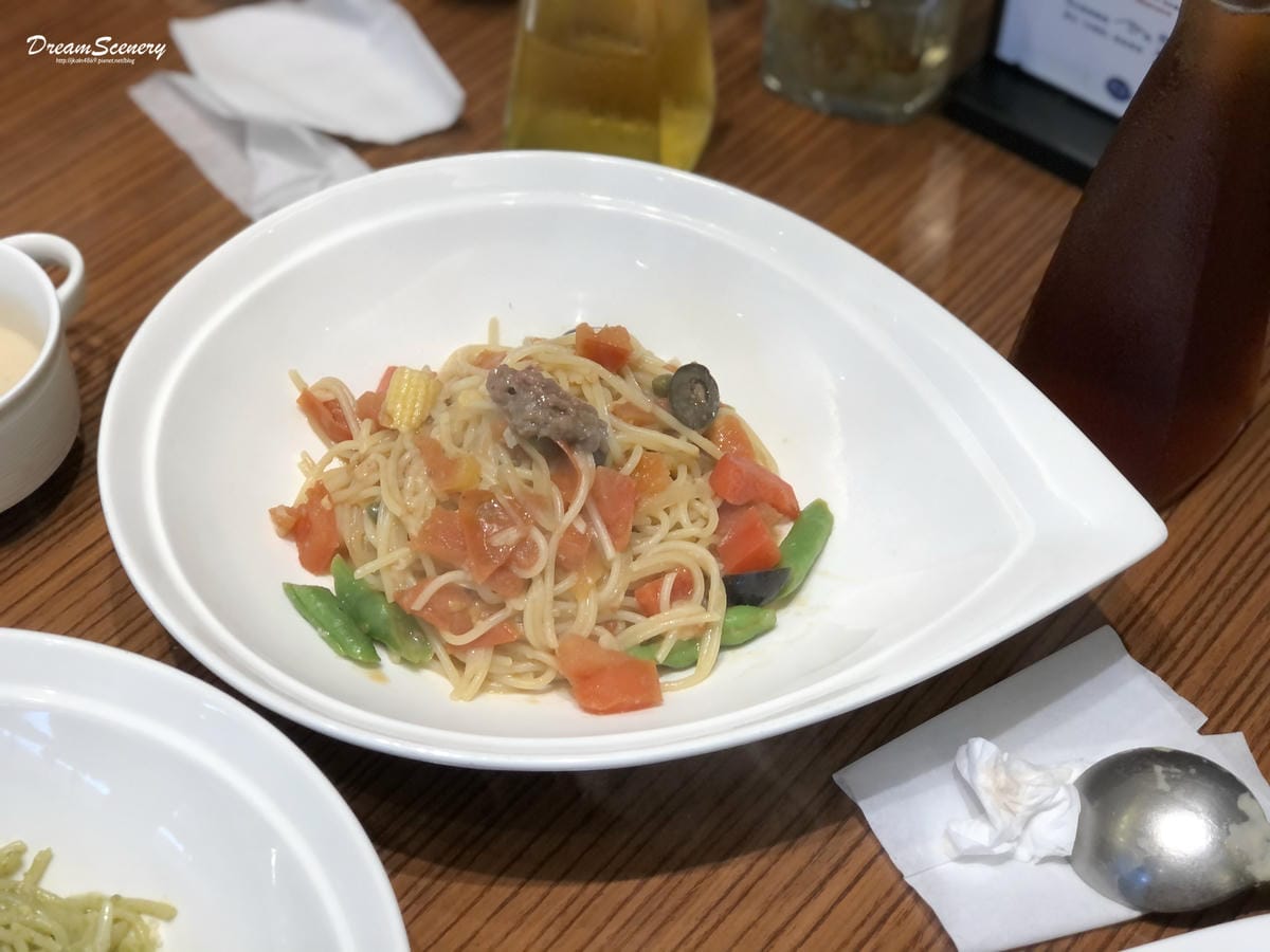 在隱巷 在隱巷