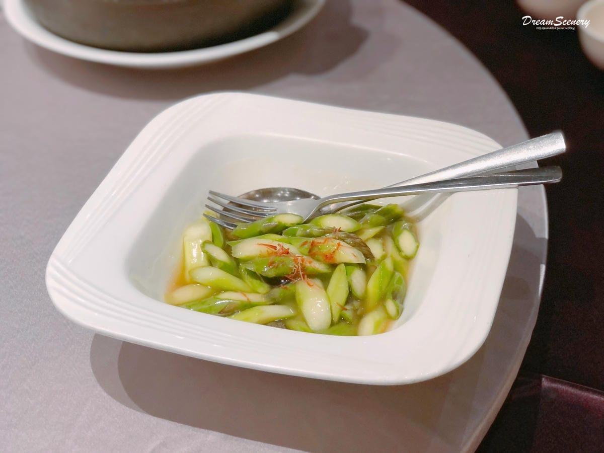 与玥樓頂級粵菜 与玥樓頂級粵菜