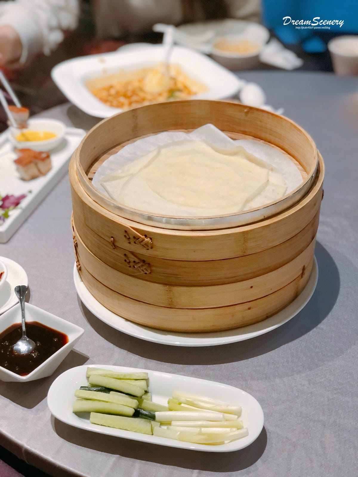 与玥樓頂級粵菜 与玥樓頂級粵菜
