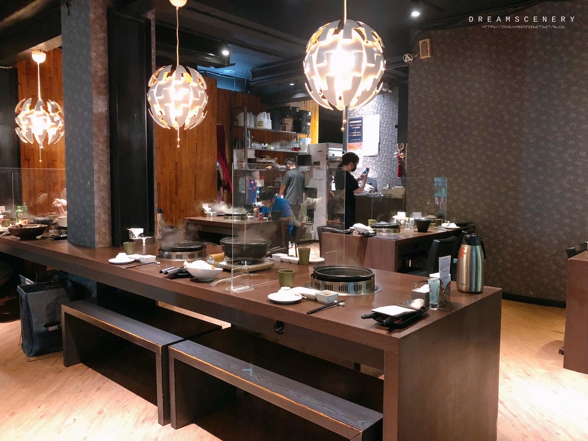 品。帝王蟹吃到飽 品。帝王蟹吃到飽