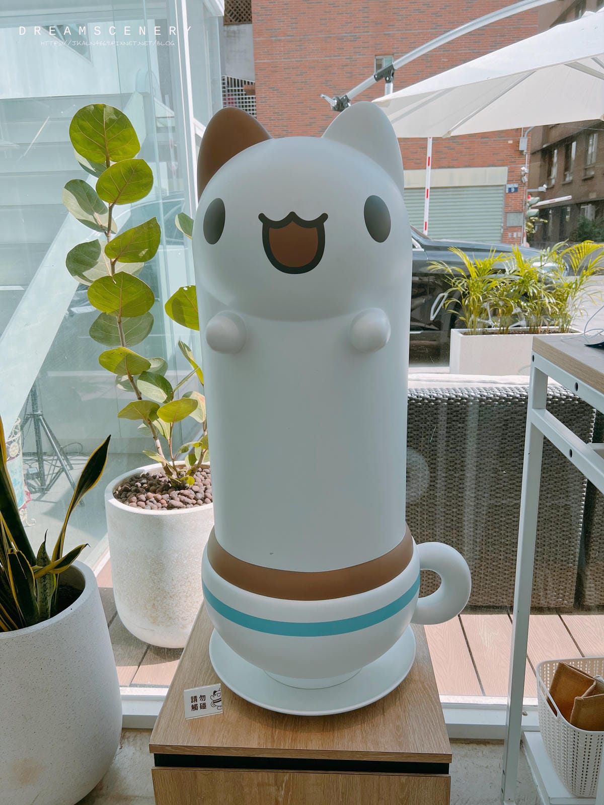 奶泡貓咖啡 奶泡貓咖啡