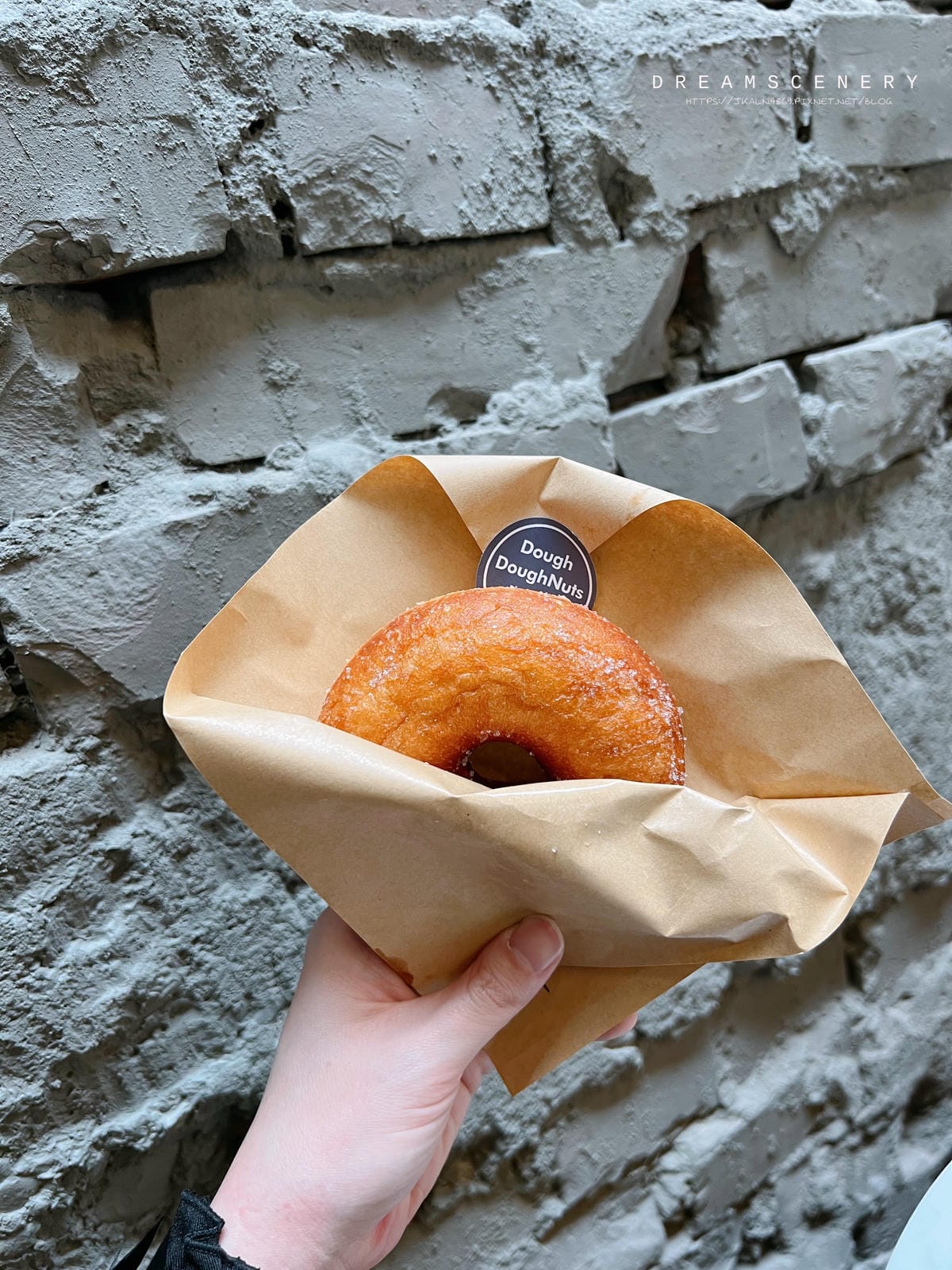 Dough DoughNuts兜兜圈 Dough DoughNuts兜兜圈