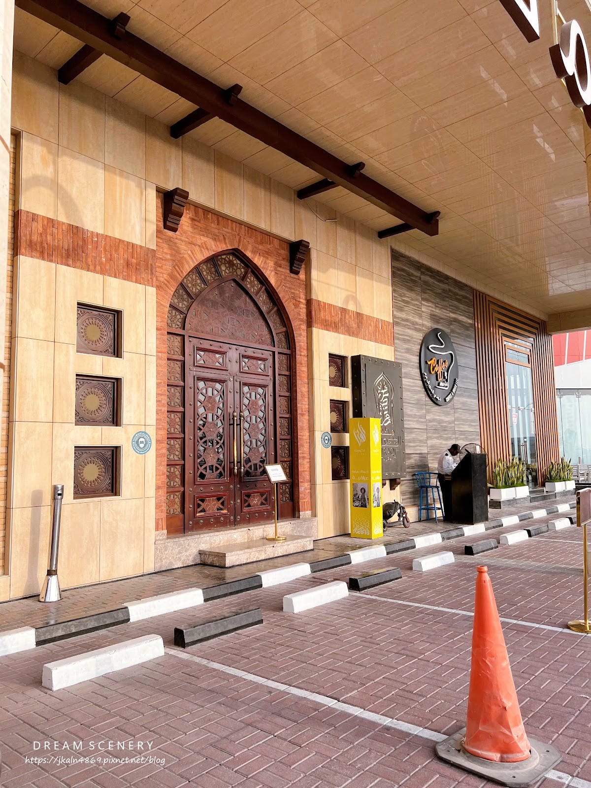 【杜拜-Dubai】最道地伊拉克美食│杜拜最著名烤魚│Sam 【杜拜-Dubai】最道地伊拉克美食│杜拜最著名烤魚│Sam