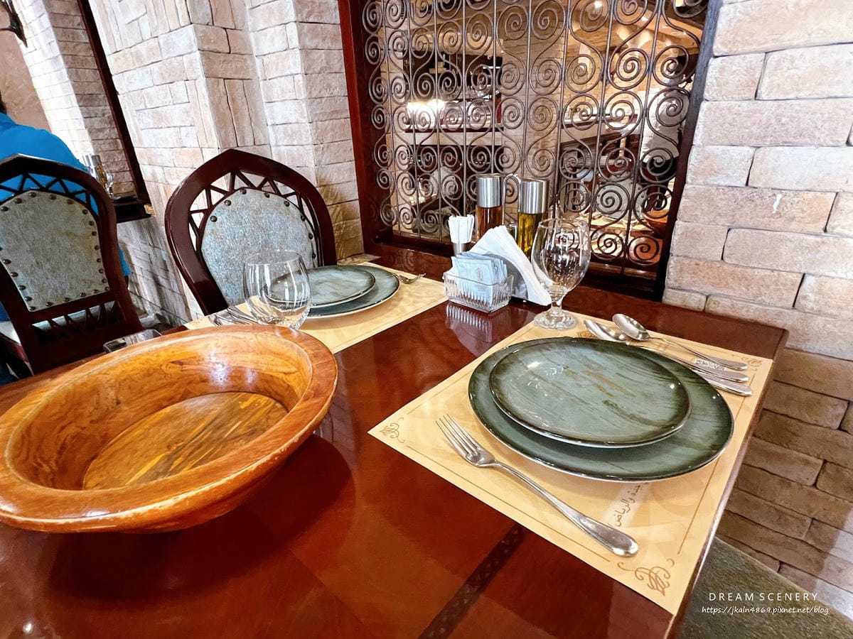【杜拜-Dubai】最道地伊拉克美食│杜拜最著名烤魚│Sam 【杜拜-Dubai】最道地伊拉克美食│杜拜最著名烤魚│Sam