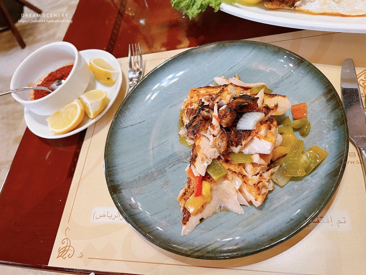 【杜拜-Dubai】最道地伊拉克美食│杜拜最著名烤魚│Sam 【杜拜-Dubai】最道地伊拉克美食│杜拜最著名烤魚│Sam