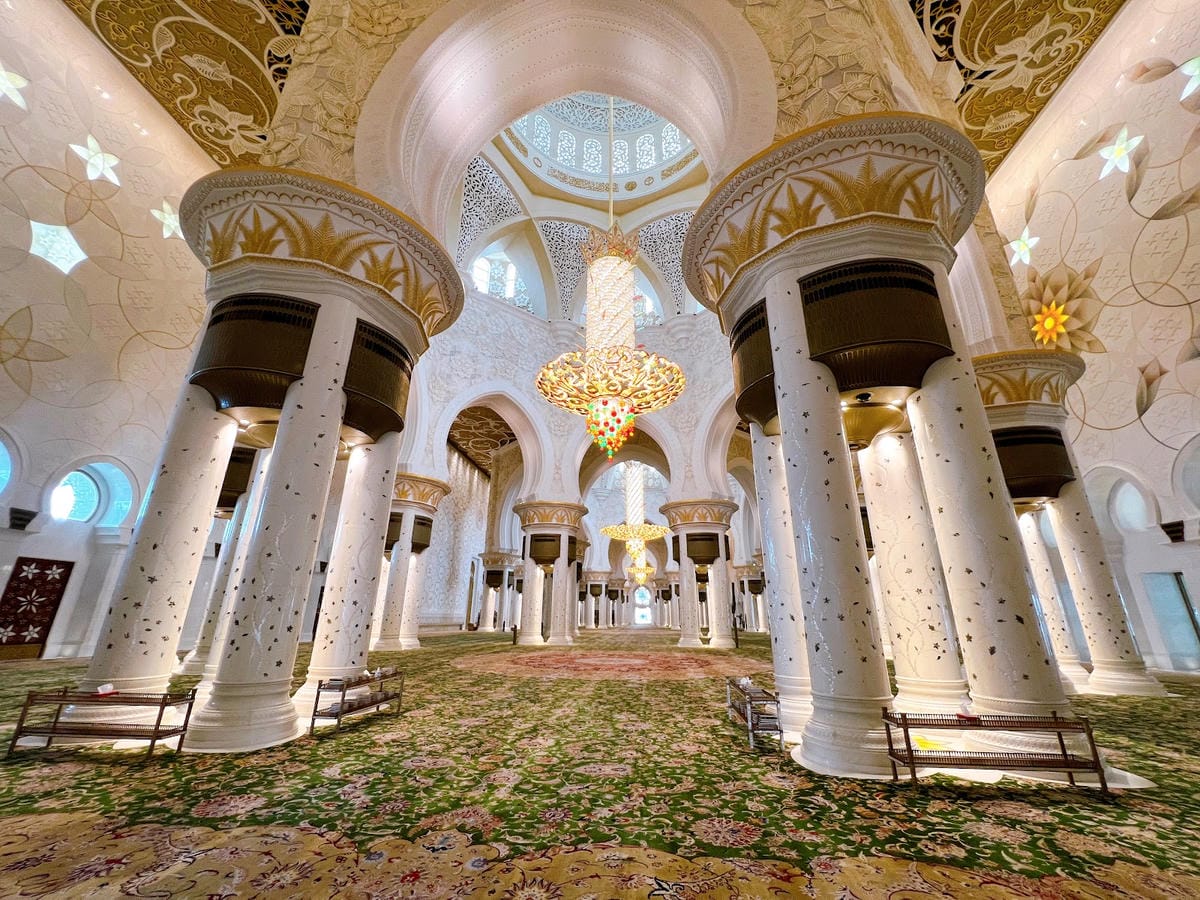 【杜拜-Abu Dhabi】世界上最大的清真寺之一│謝赫扎耶 【杜拜-Abu Dhabi】世界上最大的清真寺之一│謝赫扎耶