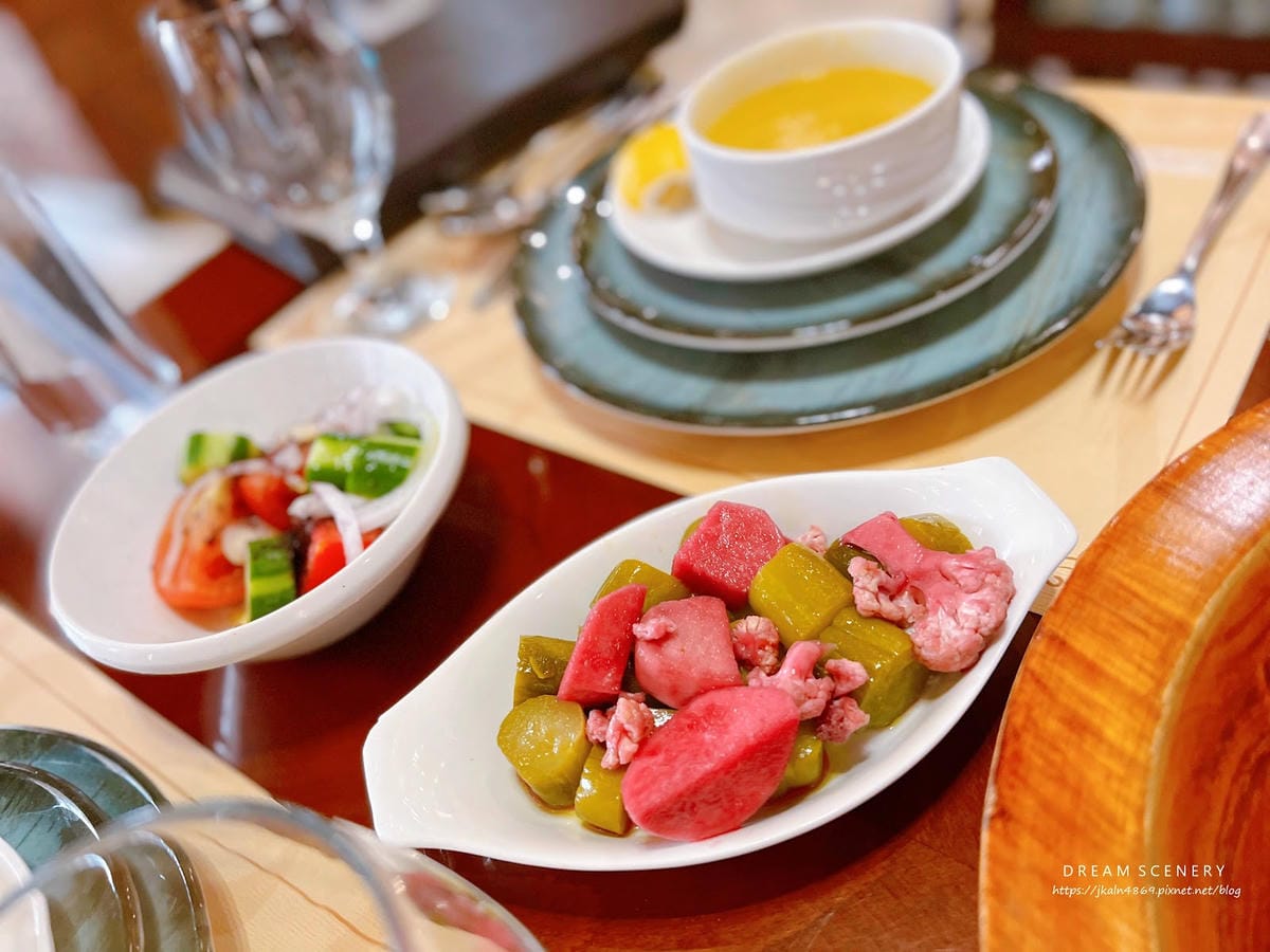 【杜拜-Dubai】最道地伊拉克美食│杜拜最著名烤魚│Sam 【杜拜-Dubai】最道地伊拉克美食│杜拜最著名烤魚│Sam