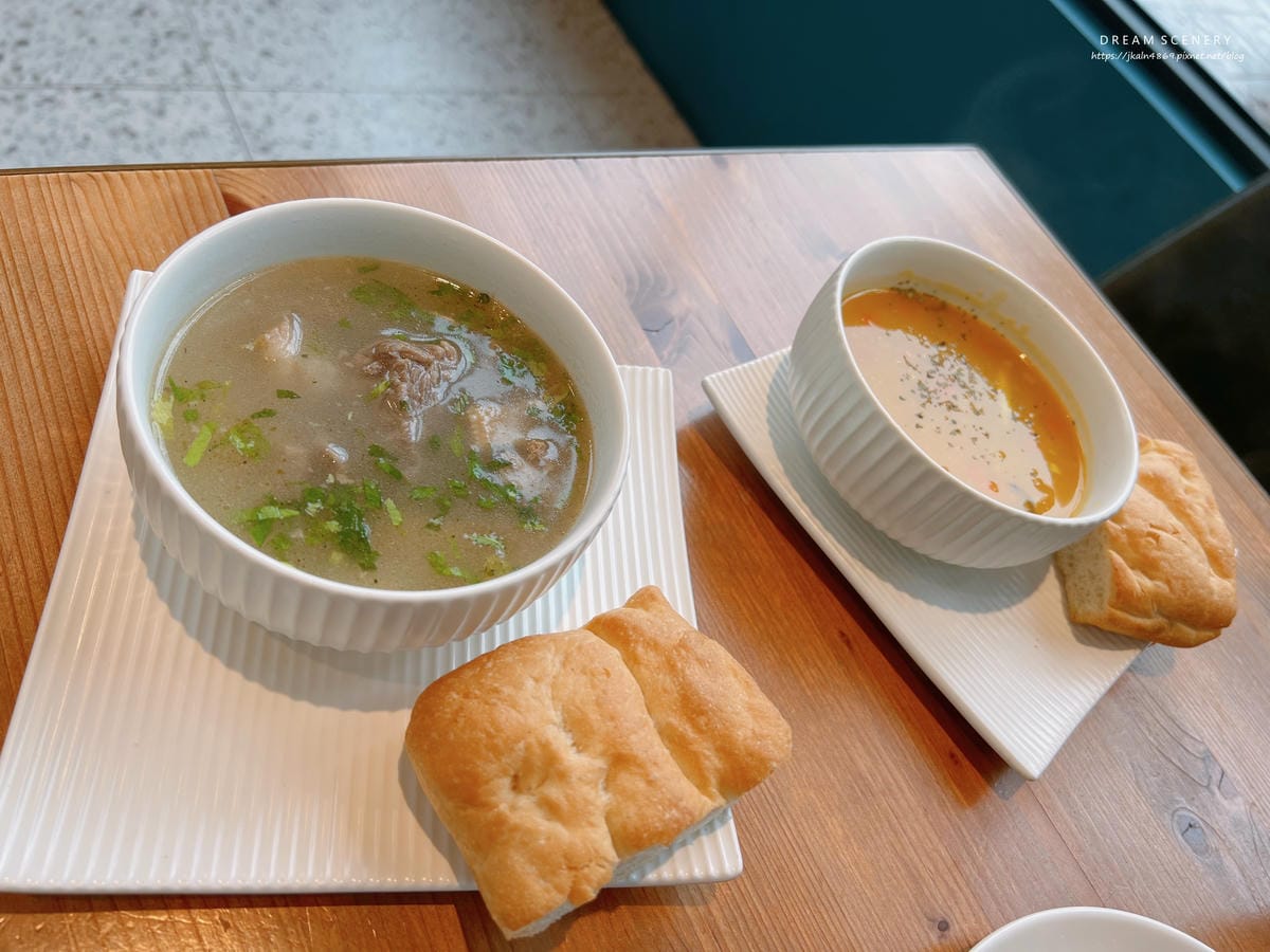 20癮食聖堂 Poppy Church 20癮食聖堂 Poppy Church