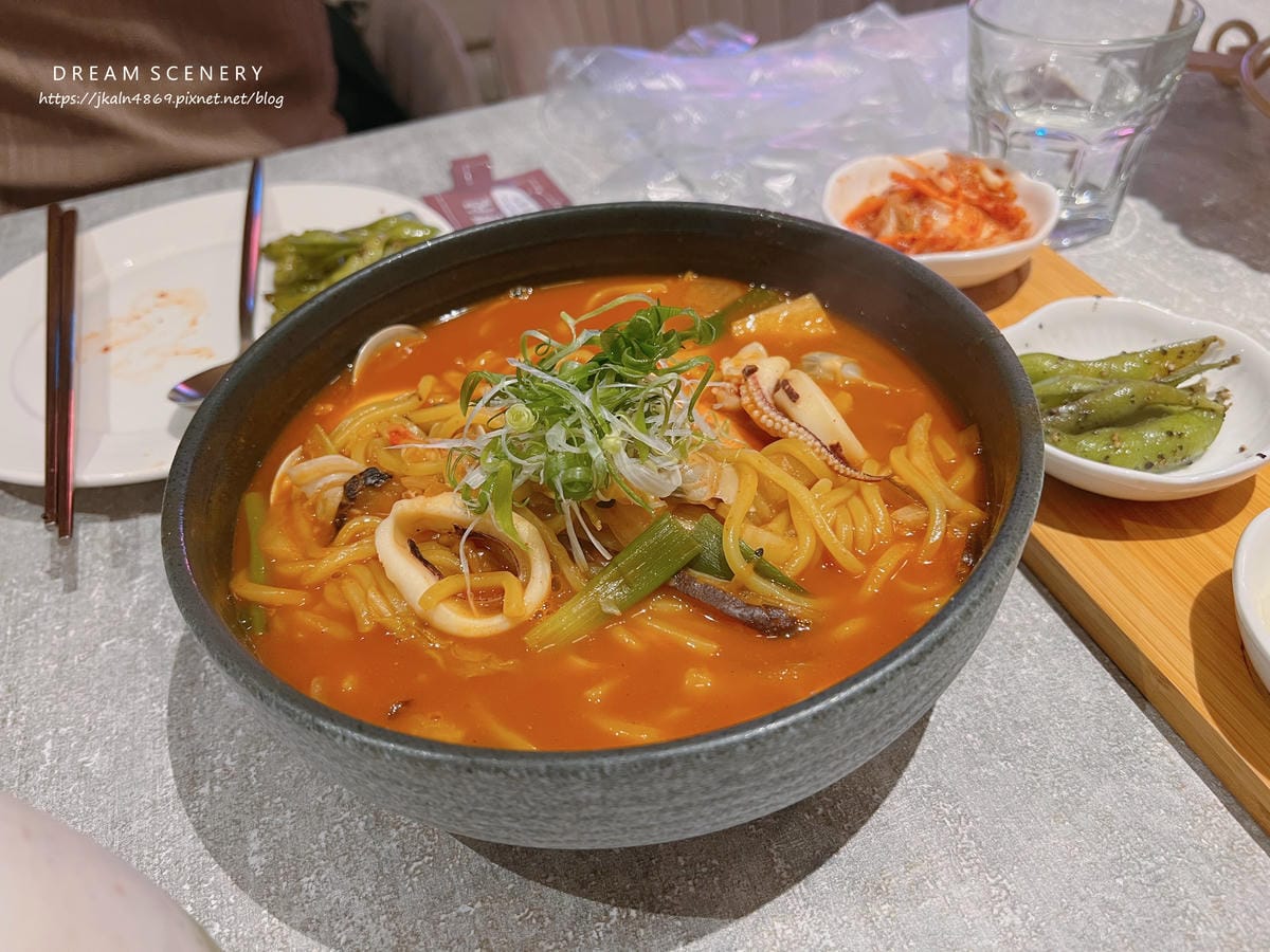 饗韓 饗韓