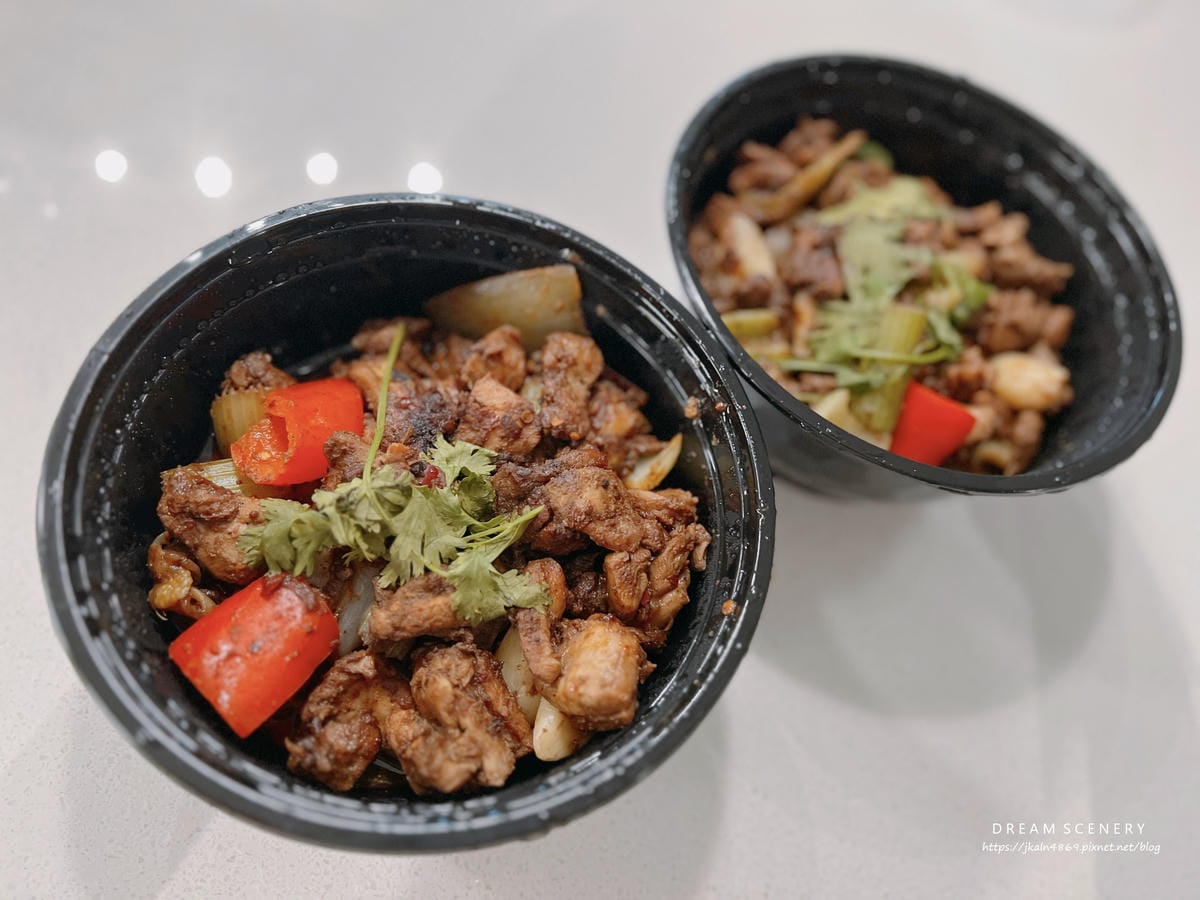 重慶雞公煲 ChongQing Chicken Pot 重慶雞公煲 ChongQing Chicken Pot