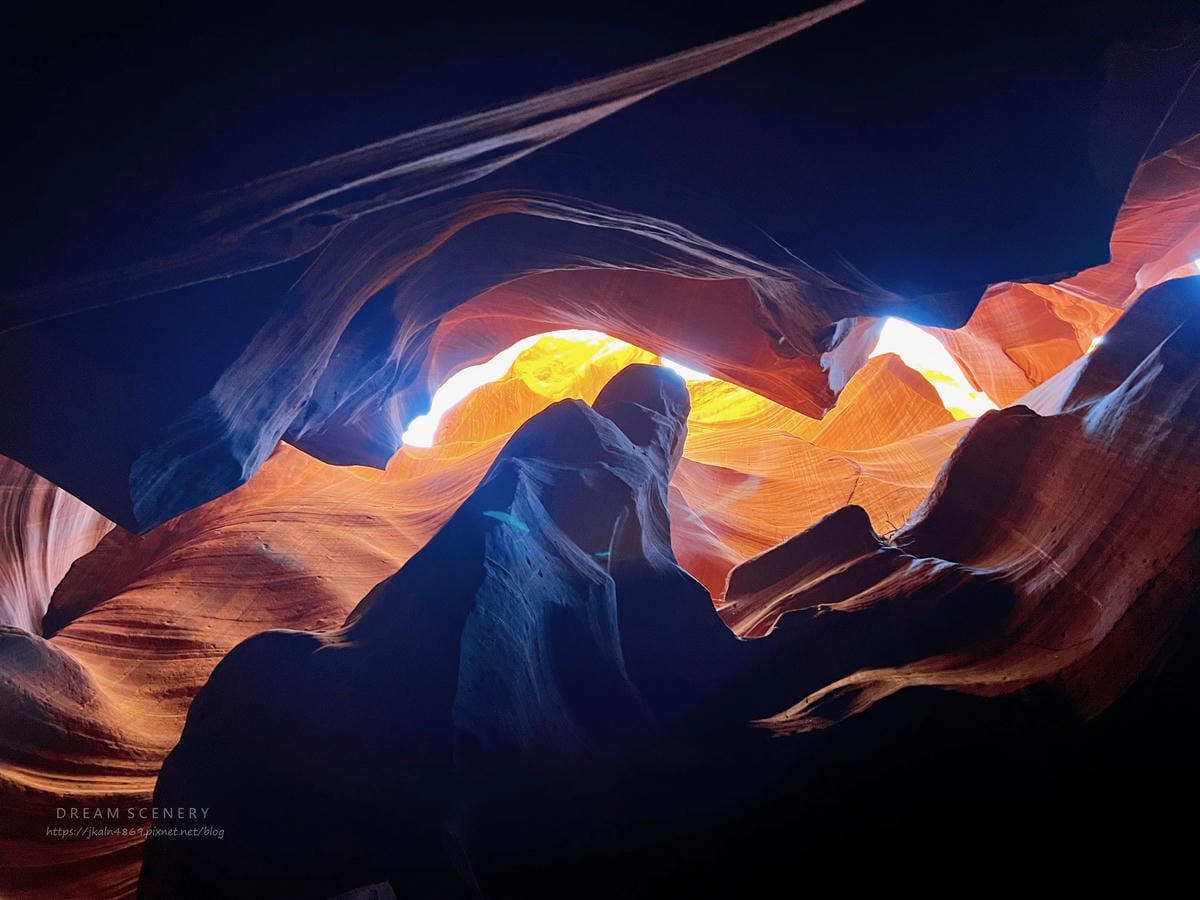 上羚羊谷 Upper Antelope Canyon 上羚羊谷 Upper Antelope Canyon
