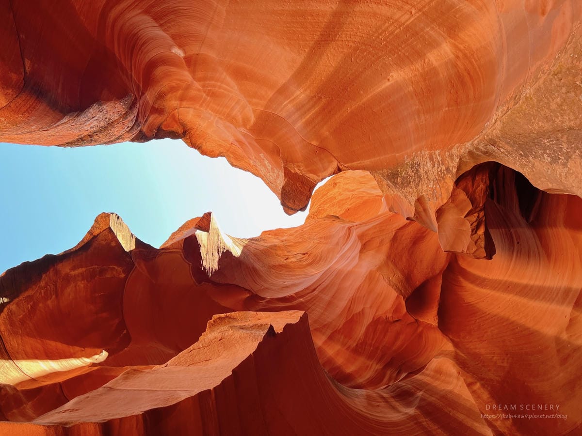 上羚羊谷 Upper Antelope Canyon 上羚羊谷 Upper Antelope Canyon