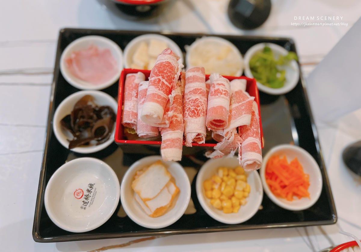 十秒到云南过桥米线 Ten Seconds Yunnan Rice Noodles 十秒到云南过桥米线 Ten Seconds Yunnan Rice Noodles