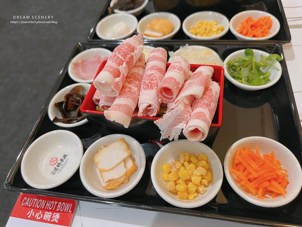 十秒到云南过桥米线 Ten Seconds Yunnan Rice Noodles 十秒到云南过桥米线 Ten Seconds Yunnan Rice Noodles