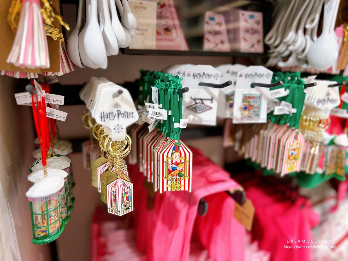 【美國-New York】紐約哈利波特旗艦店免費領取紀念品 【美國-New York】紐約哈利波特旗艦店免費領取紀念品