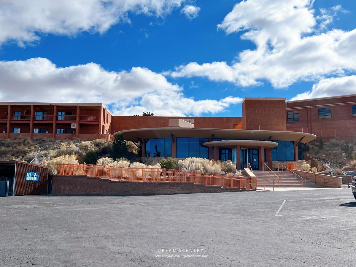 巴林傑隕石坑 Barringer Crater或Meteor Crater 巴林傑隕石坑 Barringer Crater或Meteor Crater