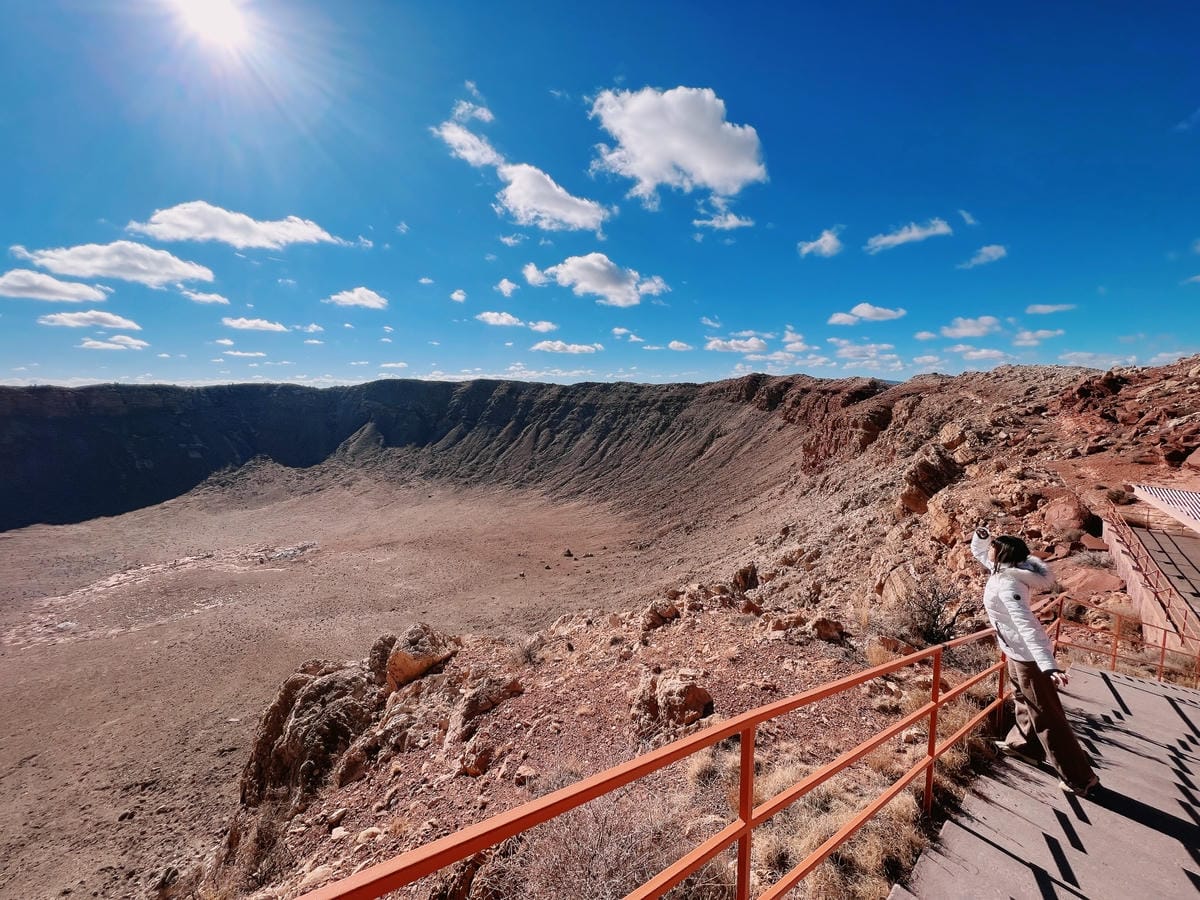 巴林傑隕石坑 Barringer Crater或Meteor Crater 巴林傑隕石坑 Barringer Crater或Meteor Crater