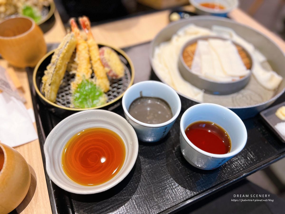 五代目 花山うどん 日本橋店 五代目 花山うどん 日本橋店