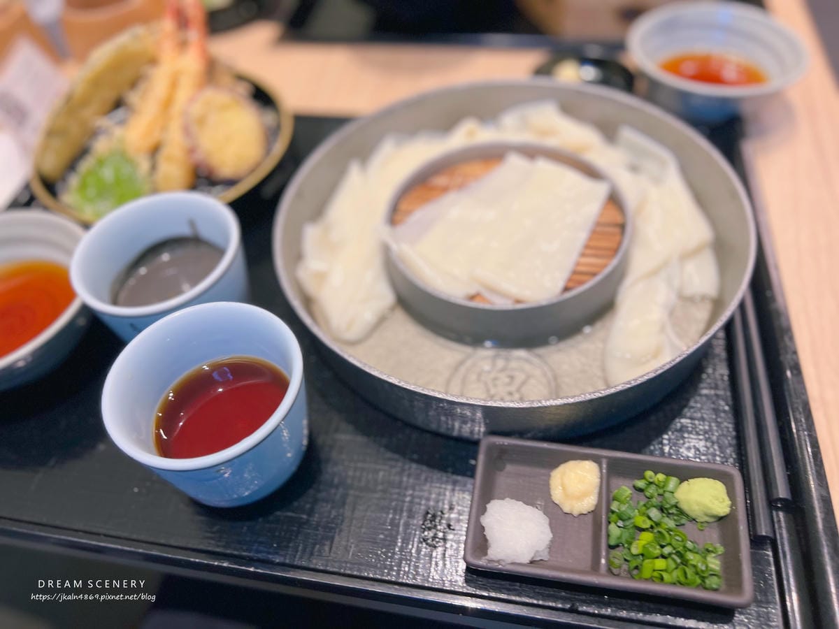 五代目 花山うどん 日本橋店 五代目 花山うどん 日本橋店