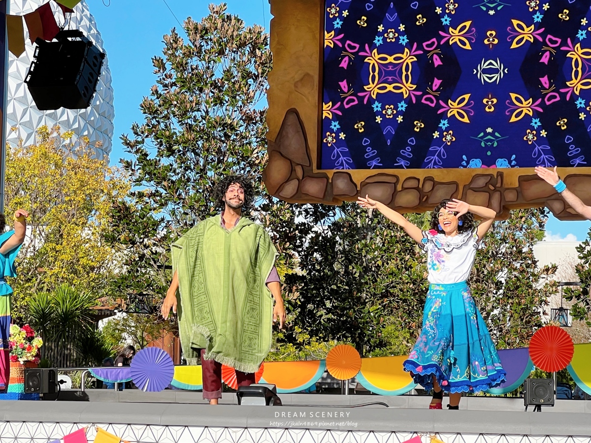 【美國 Florida】2024 EPCOT 《魔法滿屋》表演名為 ¡Celebración Encanto! - 第4張圖 【美國 Florida】2024 EPCOT 《魔法滿屋》表演名為 ¡Celebración Encanto!
