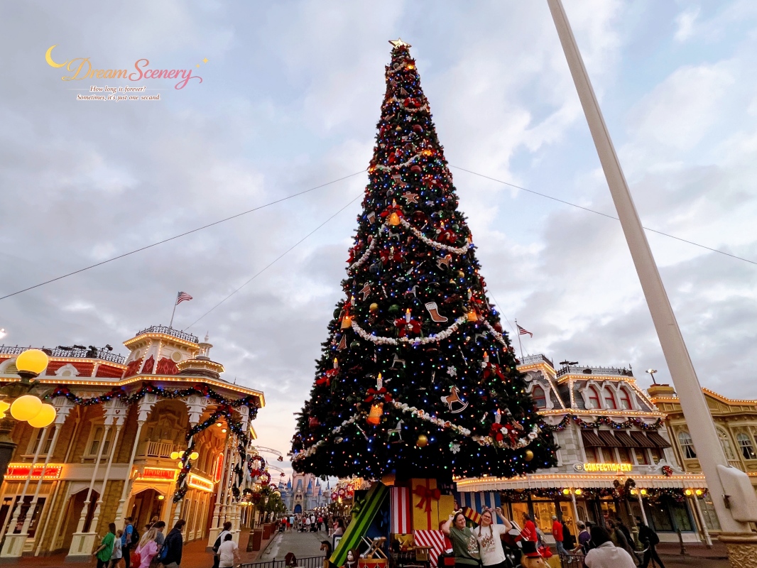 【美國 Florida】2024 Magic Kingdom 攻略|走進迪士尼最經典的夢想國度!Top10必玩設施、聖誕派對、公主見面會與必買周邊整理 - 第36張圖 【美國 Florida】2024 Magic Kingdom 攻略|走進迪士尼最經典的夢想國度!Top10必玩設施、聖誕派對、公主見面會與必買周邊整理