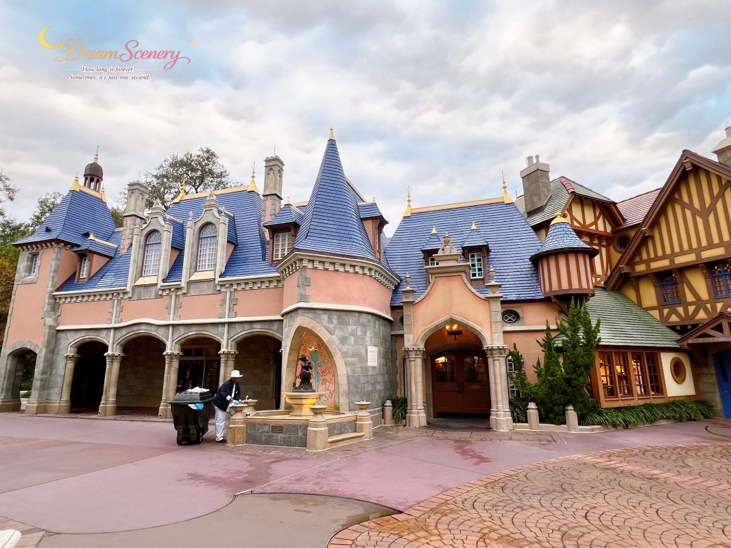 【美國 Florida】2024 Magic Kingdom 攻略|走進迪士尼最經典的夢想國度!Top10必玩設施、聖誕派對、公主見面會與必買周邊整理 - 第21張圖 【美國 Florida】2024 Magic Kingdom 攻略|走進迪士尼最經典的夢想國度!Top10必玩設施、聖誕派對、公主見面會與必買周邊整理
