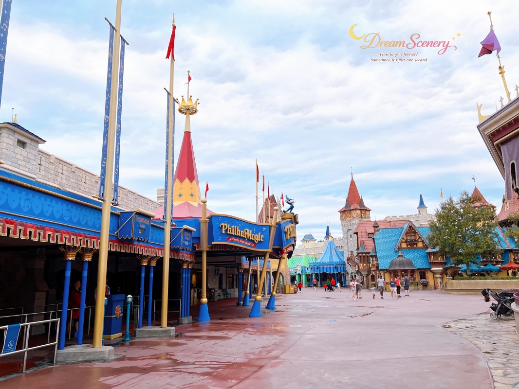 【美國 Florida】2024 Magic Kingdom 攻略|走進迪士尼最經典的夢想國度!Top10必玩設施、聖誕派對、公主見面會與必買周邊整理 - 第79張圖 【美國 Florida】2024 Magic Kingdom 攻略|走進迪士尼最經典的夢想國度!Top10必玩設施、聖誕派對、公主見面會與必買周邊整理