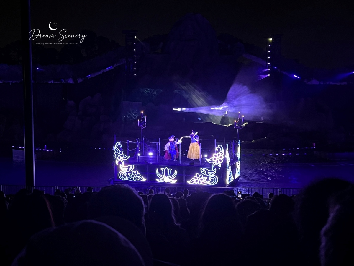 【美國 Florida】2024 Disney’s Hollywood Studios表演-夜晚煙火表演 Fantasmic! - 第5張圖 【美國 Florida】2024 Disney’s Hollywood Studios表演-夜晚煙火表演 Fantasmic!