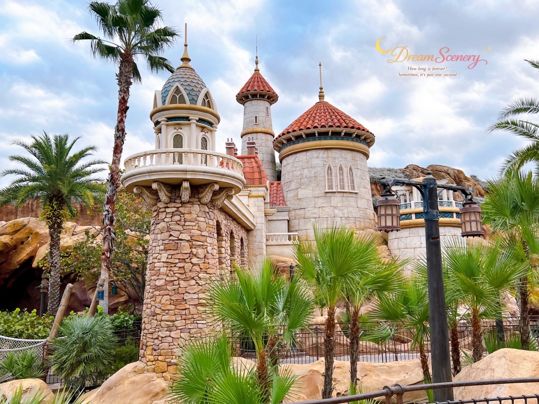 【美國 Florida】2024 Magic Kingdom設施|Under the Sea – Journey of The Little Mermaid - 第1張圖 【美國 Florida】2024 Magic Kingdom設施|Under the Sea – Journey of The Little Mermaid