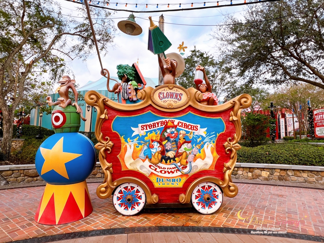 【美國 Florida】2024 Magic Kingdom 攻略|走進迪士尼最經典的夢想國度!Top10必玩設施、聖誕派對、公主見面會與必買周邊整理 - 第86張圖 【美國 Florida】2024 Magic Kingdom 攻略|走進迪士尼最經典的夢想國度!Top10必玩設施、聖誕派對、公主見面會與必買周邊整理