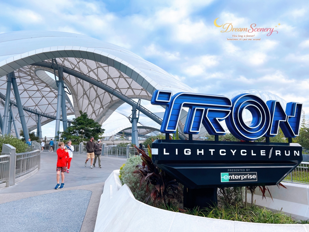 【美國 Florida】2024 Magic Kingdom 攻略|走進迪士尼最經典的夢想國度!Top10必玩設施、聖誕派對、公主見面會與必買周邊整理 - 第58張圖 【美國 Florida】2024 Magic Kingdom 攻略|走進迪士尼最經典的夢想國度!Top10必玩設施、聖誕派對、公主見面會與必買周邊整理